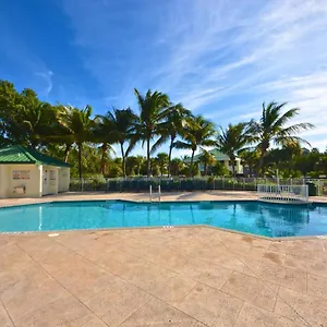 Sunrise Suites Cristobal #411 Holiday home Key West