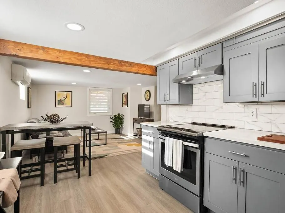 Elegant Richmond Gem Nestled Up To Hawthorne Blvd. Apartment Portland 0*,